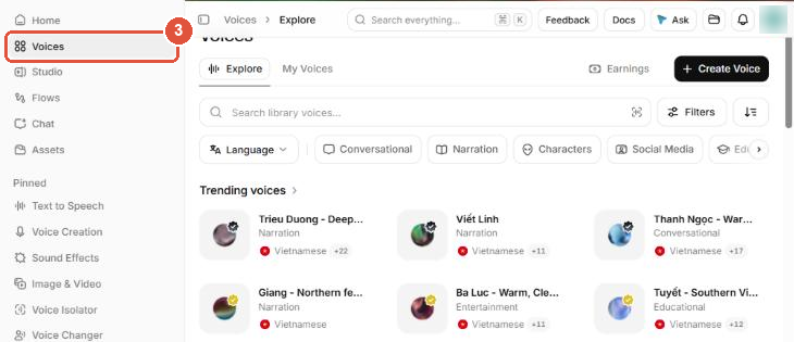 Trang Voices, thẻ Explore, có ô tìm giọng, nút Language và hàng Trending voices